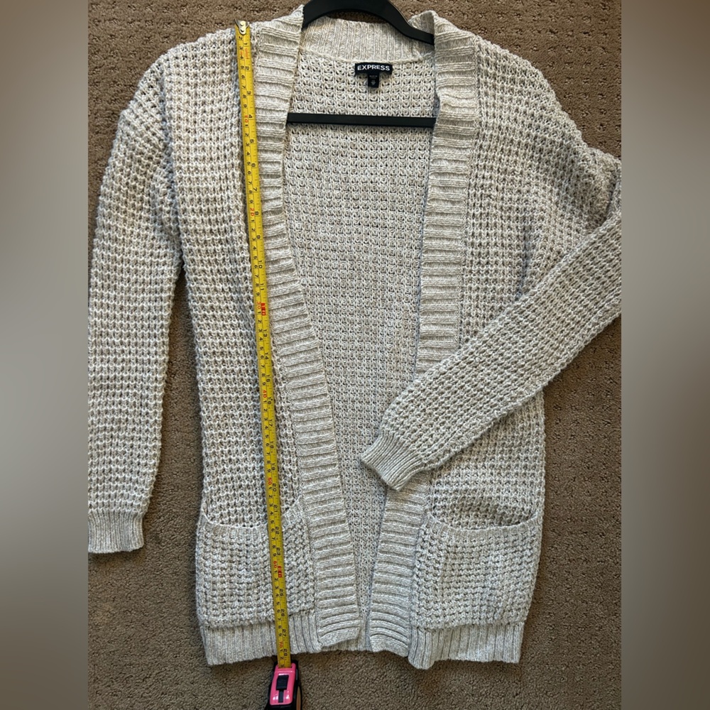 Express women’s XS cream cardigan sweater - Picture 4 of 5